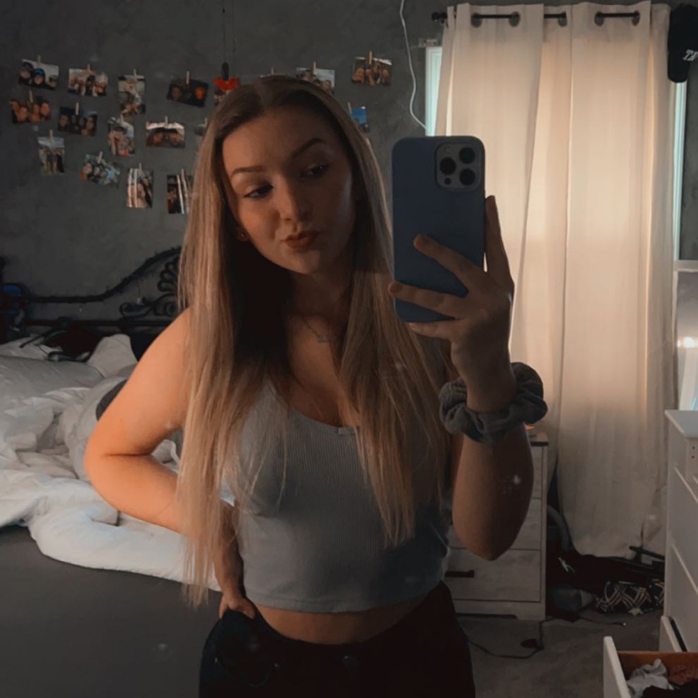 Meet your Posher, Emma